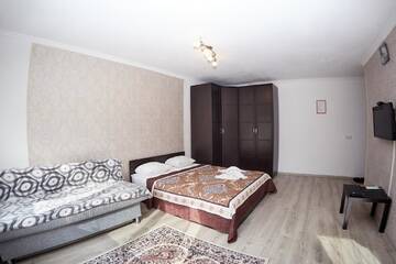 Фото Апартаменты Афина г. Петропавловск 1